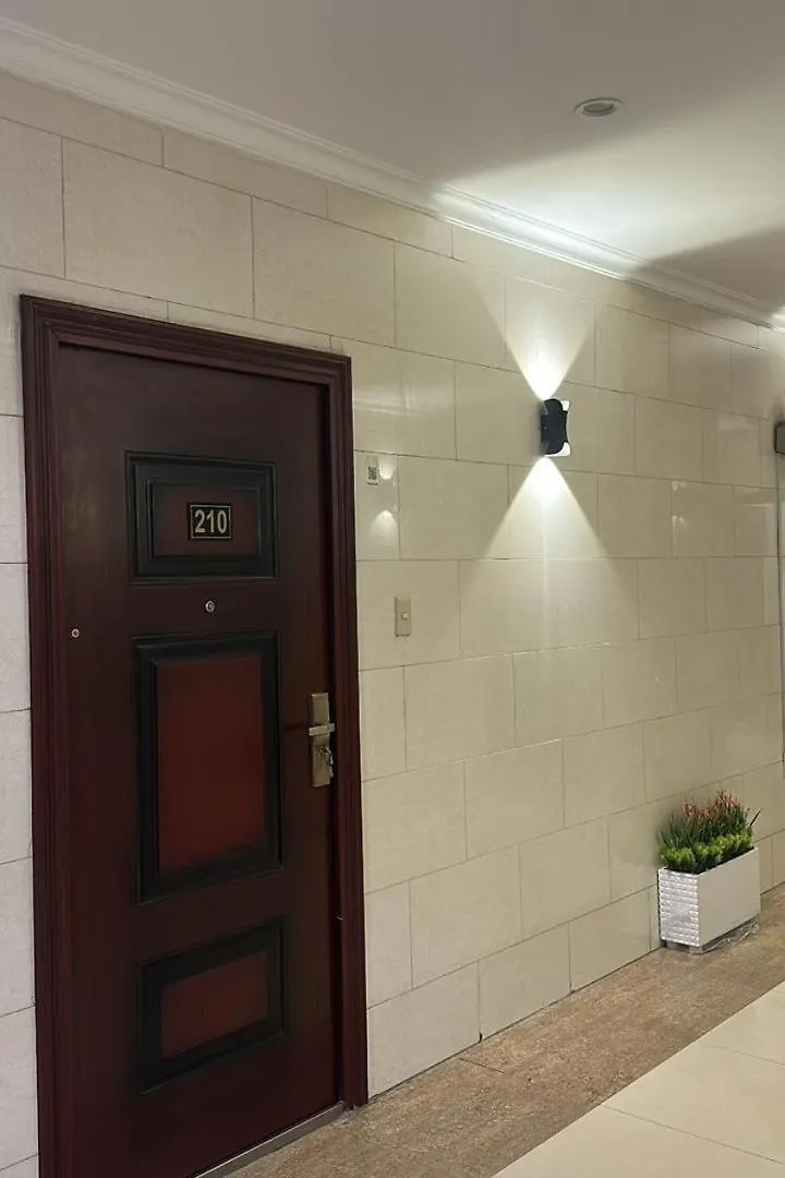 فلور الخليجية للشقق المخدومة Flowersuite1 Dammam